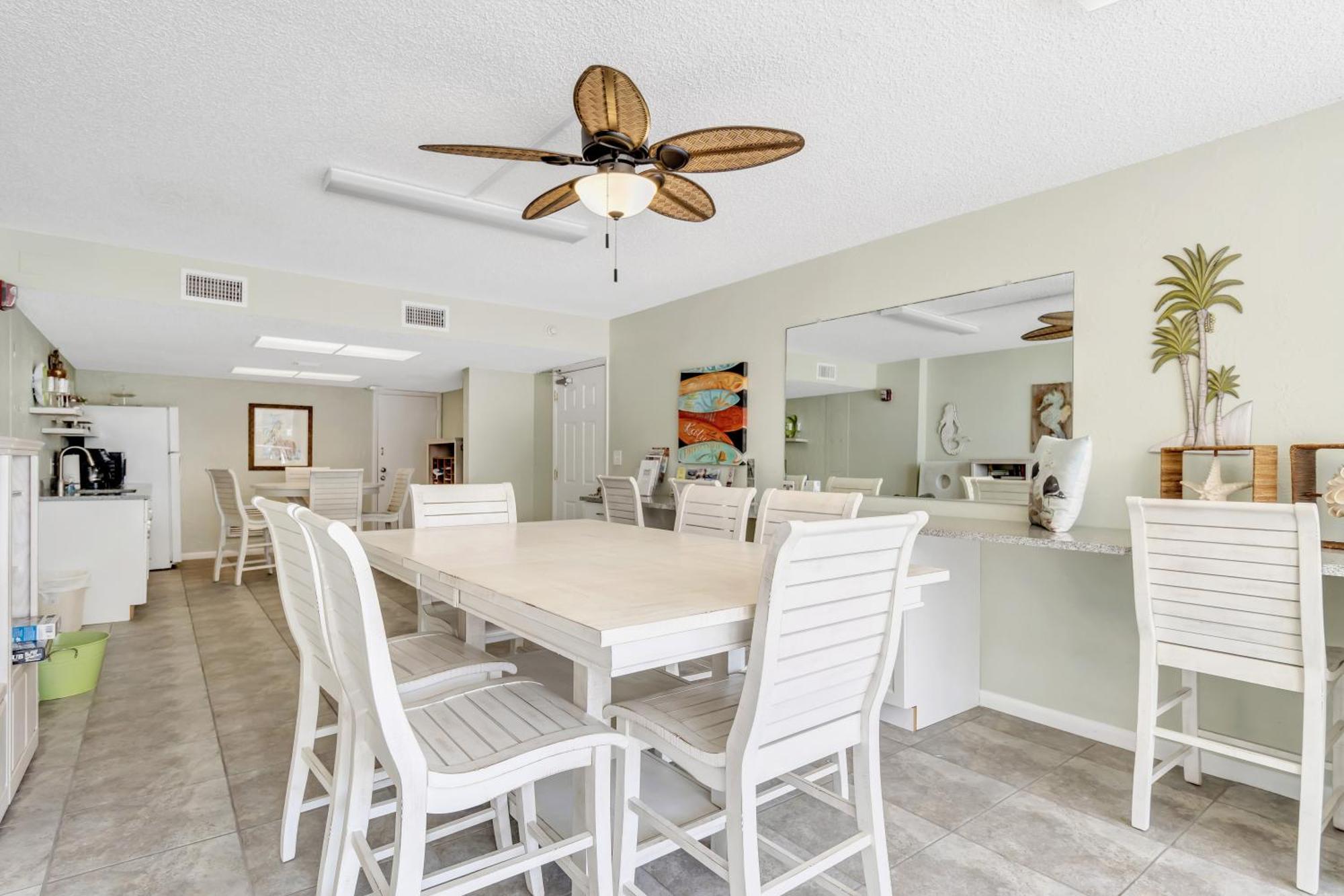 Cape Winds Resort Cape Canaveral Bagian luar foto