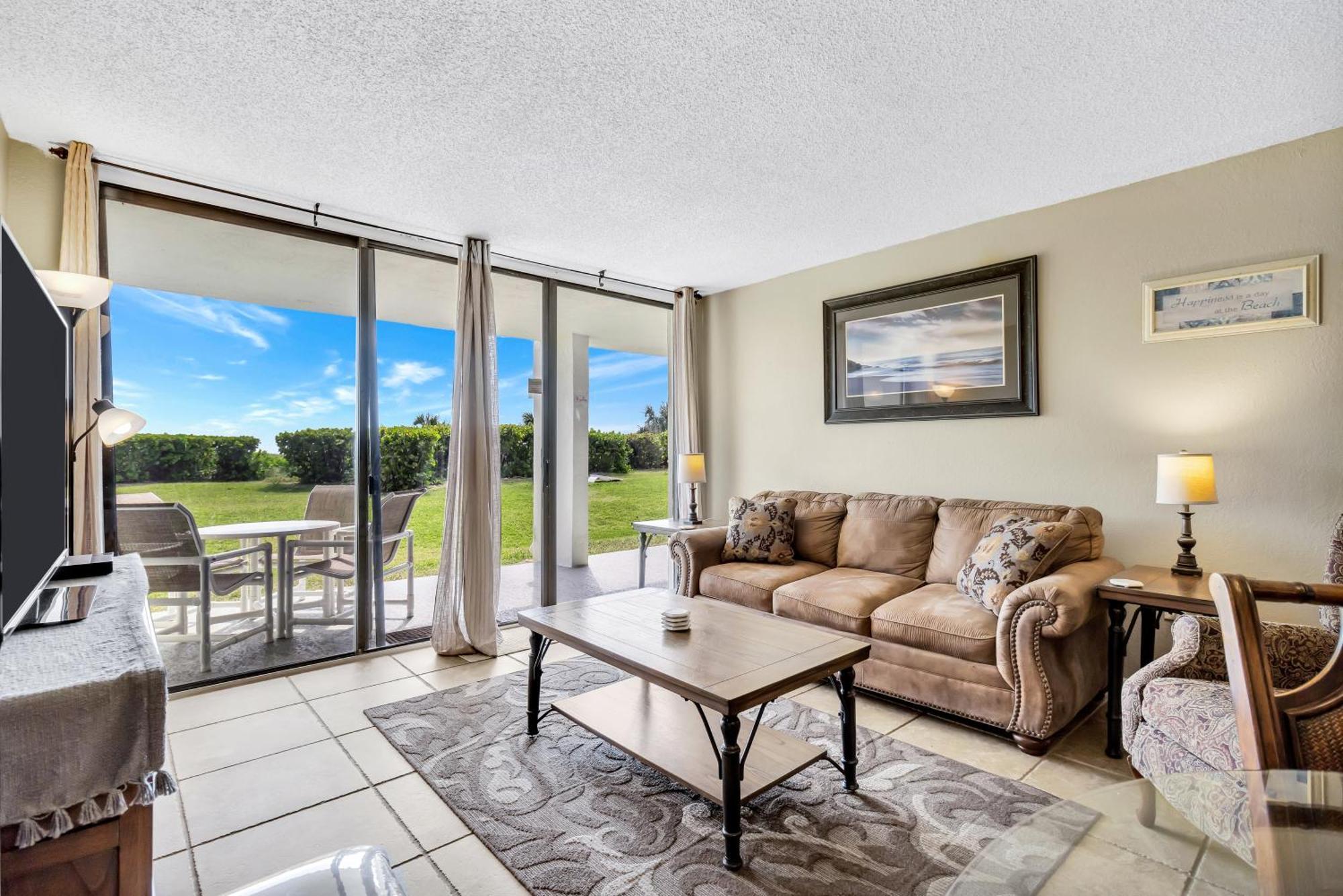 Cape Winds Resort Cape Canaveral Bagian luar foto