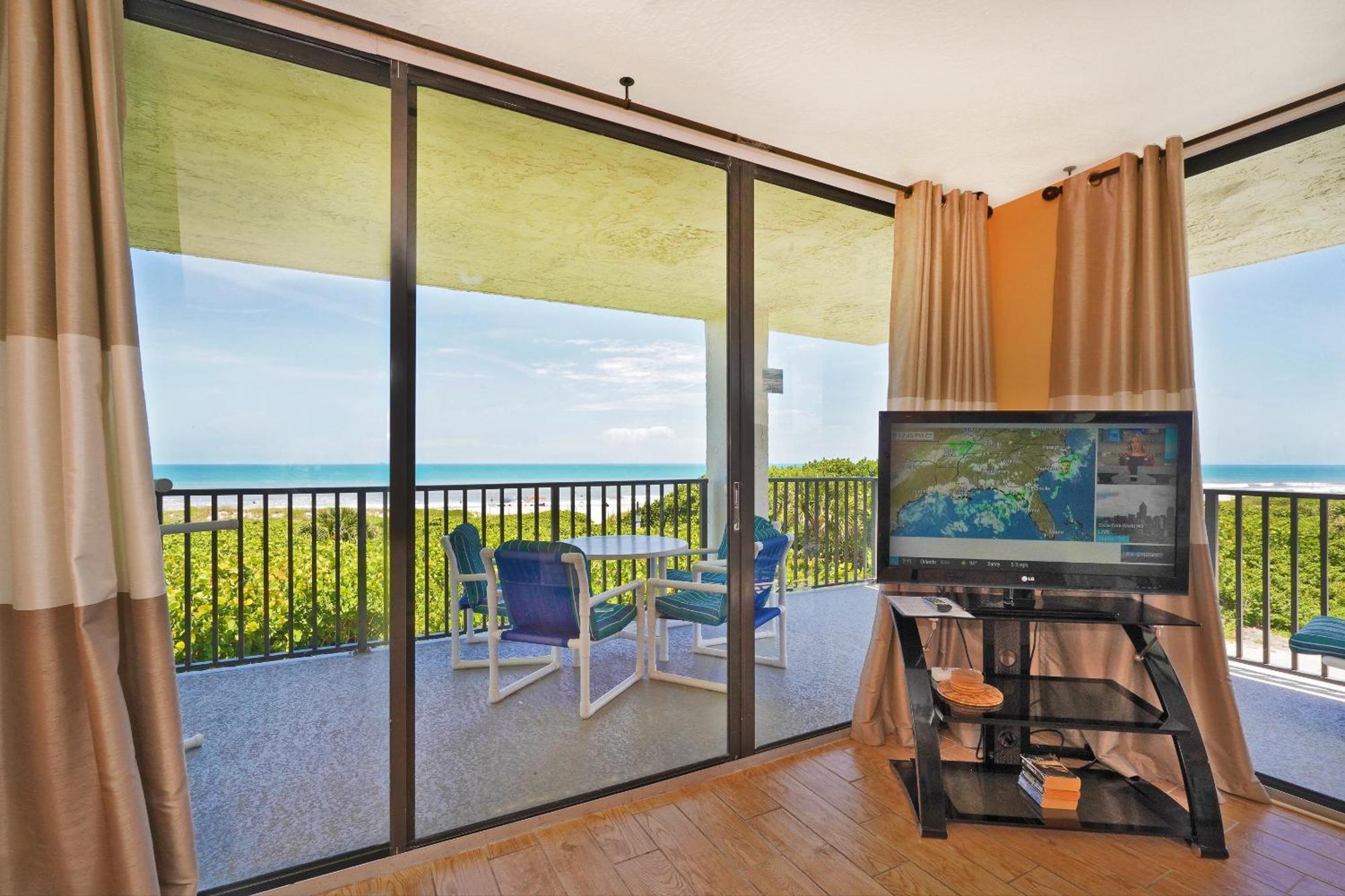 Cape Winds Resort Cape Canaveral Bagian luar foto