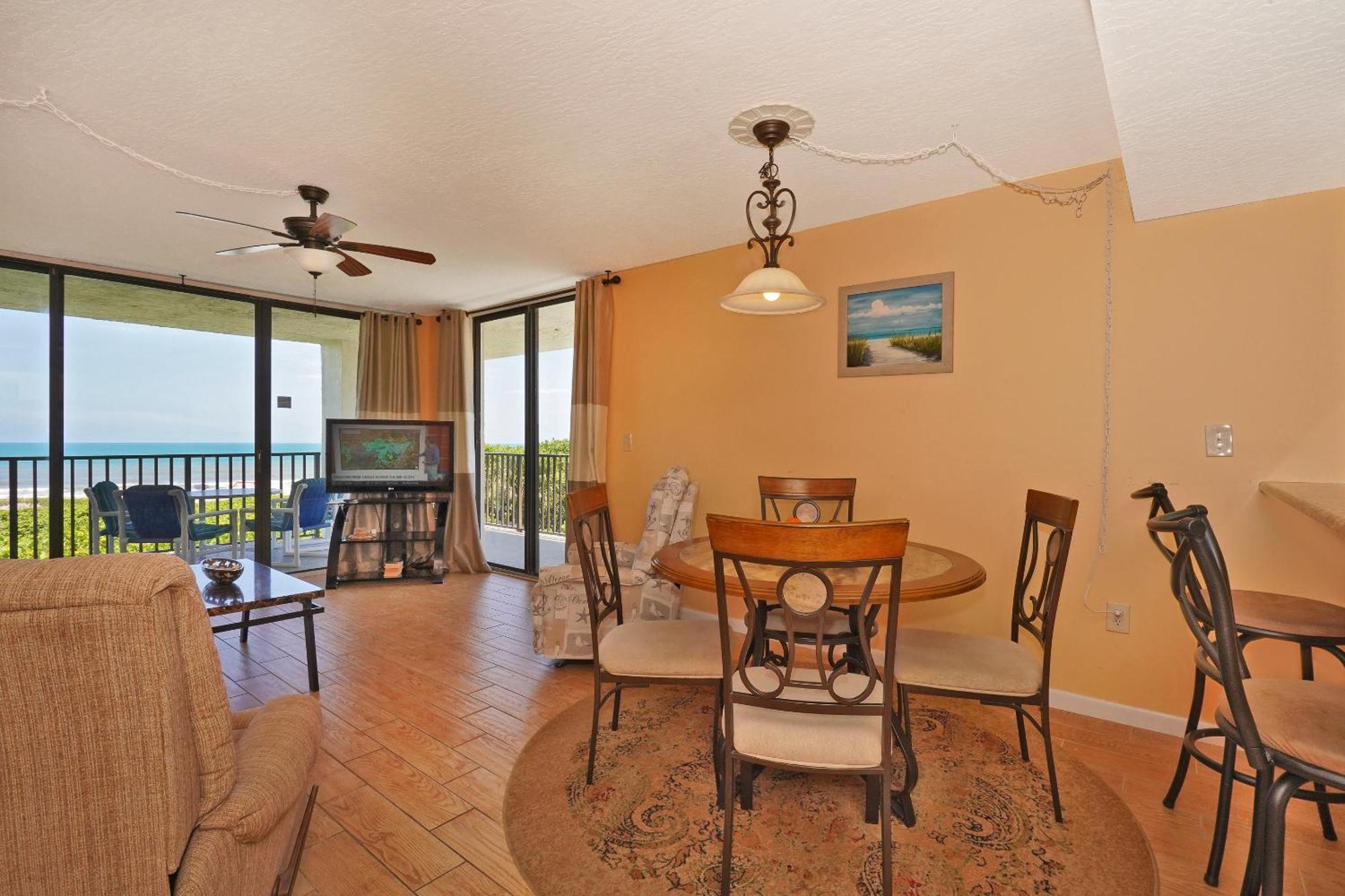 Cape Winds Resort Cape Canaveral Bagian luar foto