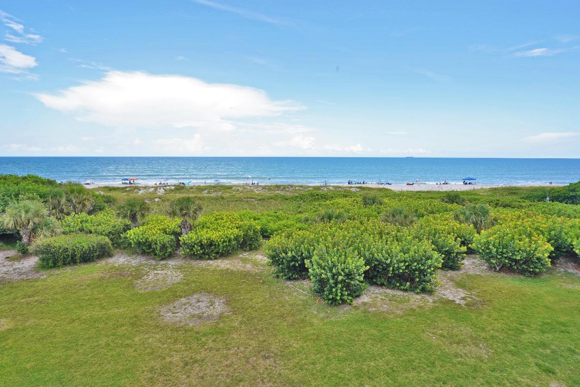 Cape Winds Resort Cape Canaveral Bagian luar foto
